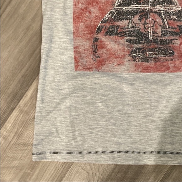 Dope shirt you get what you see. Give you bad ass powers ๐ช๐ป ๐ ๐ฅ ๐จ  size : L - Picture 5 of 7